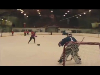 the most powerful throw in the history of hockey